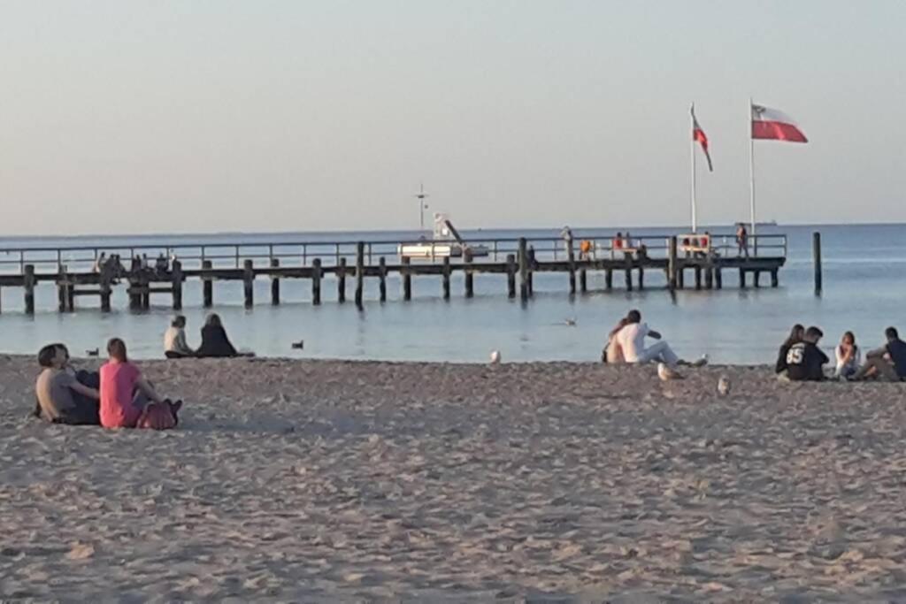 Traveloge mit SCHWIMMBAD und SAUNA Lübeck Eksteriør bilde