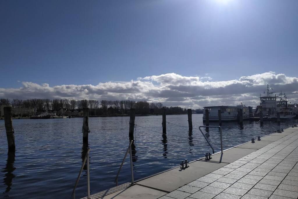 Traveloge mit SCHWIMMBAD und SAUNA Lübeck Eksteriør bilde